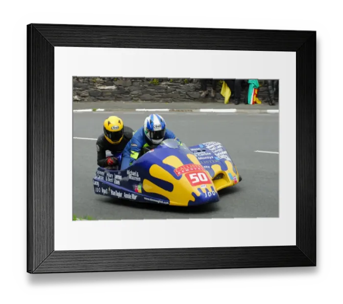 Framed Print : Dave Quirk & Robert Lunt (DMR Yamaha) 2013 Sidecar TT Framed Print : Dave Quirk & Robert Lunt (DMR Yamaha) 2013 Sidecar TT