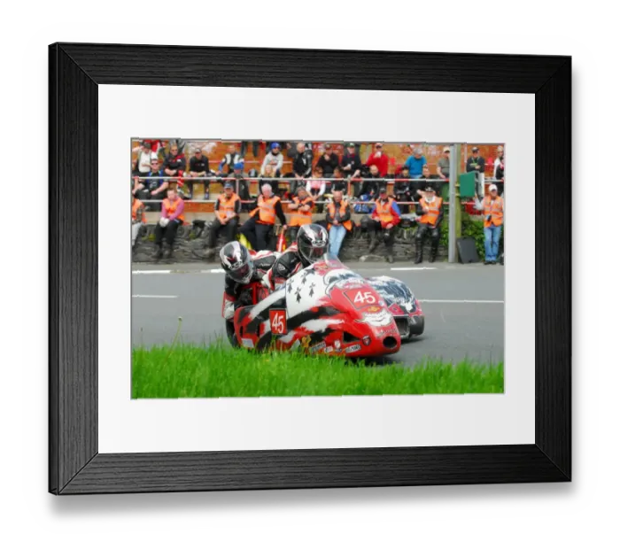 Framed Print : Didier Siro & Helene Siro (Baker Suzuki) 2013 Sidecar TT Framed Print : Didier Siro & Helene Siro (Baker Suzuki) 2013 Sidecar TT