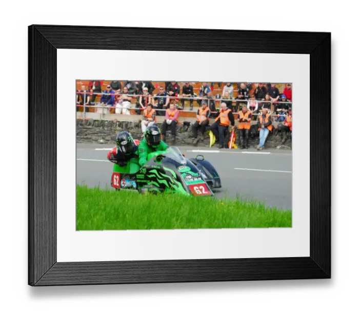 Framed Print : Debbie Barron & Karl Schofield (Oscar) 2013 Sidecar TT Framed Print : Debbie Barron & Karl Schofield (Oscar) 2013 Sidecar TT