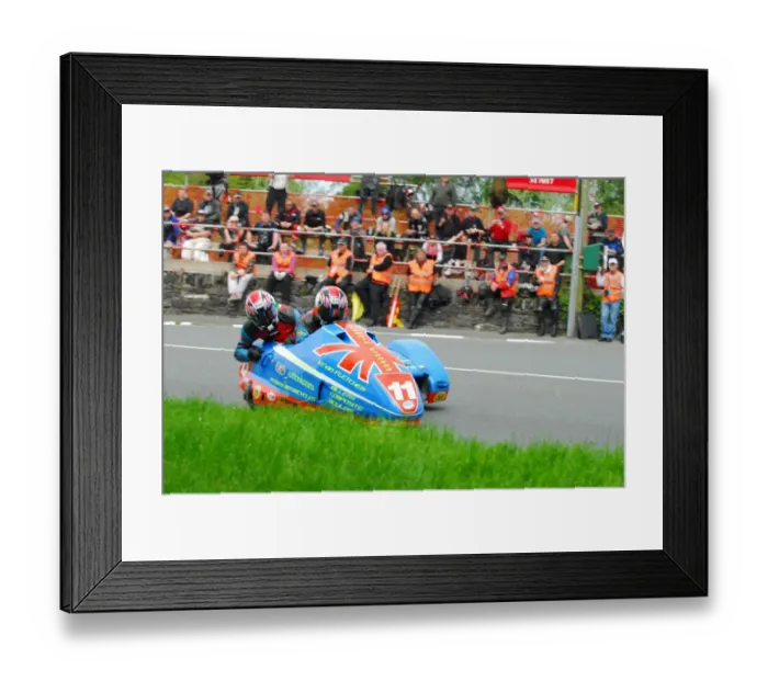Framed Print : Tony Baker & Fiona Baker-Milligan (Suzuki) 2013 Sidecar TT Framed Print : Tony Baker & Fiona Baker-Milligan (Suzuki) 2013 Sidecar TT
