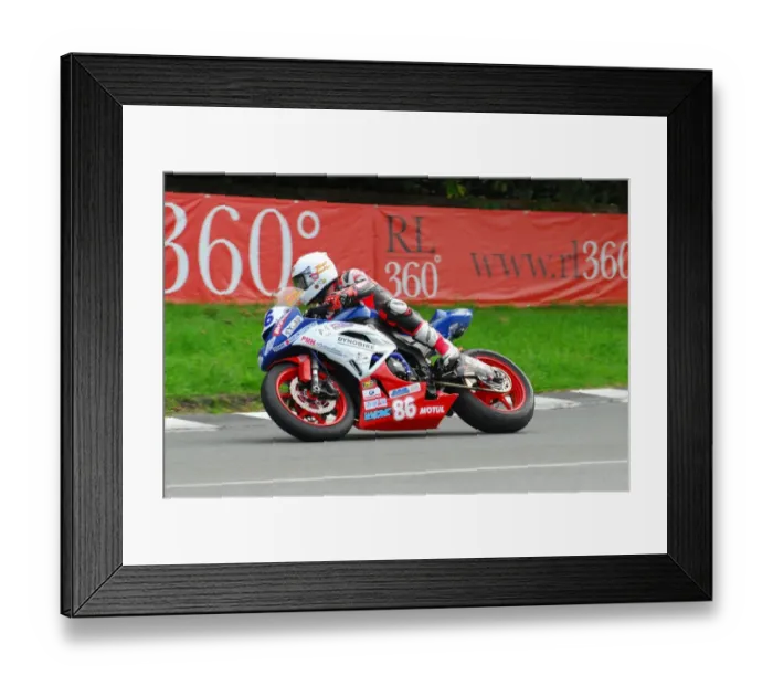 Framed Print : Mark Goodings (Kawasaki) 2016 Supersport TT Framed Print : Mark Goodings (Kawasaki) 2016 Supersport TT