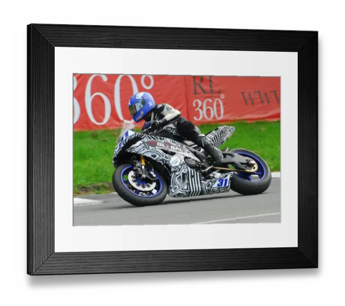 Framed Print : Mark Miller (Yamaha) 2016 Supersport TT Framed Print : Mark Miller (Yamaha) 2016 Supersport TT