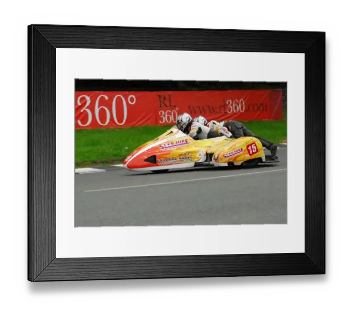 Framed Print : Stephen Ramsden & Matty Ramsden (LCR) 2016 Sidecar A TT Framed Print : Stephen Ramsden & Matty Ramsden (LCR) 2016 Sidecar A TT