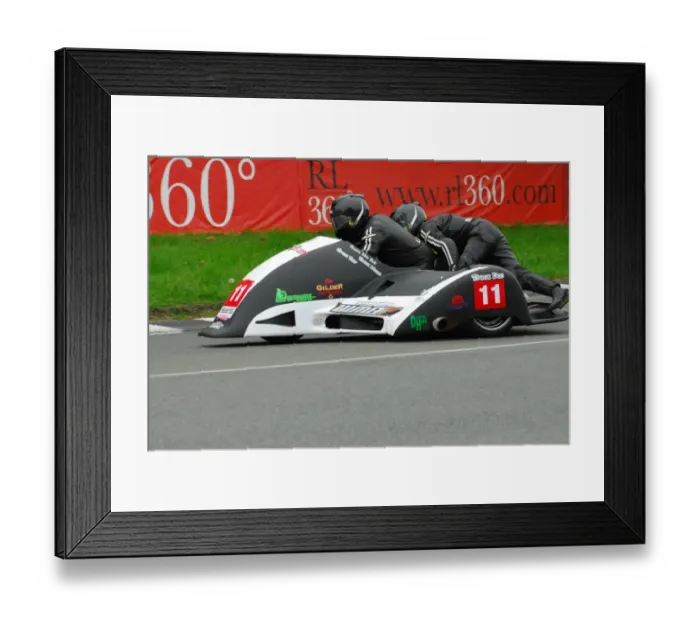 Framed Print : Wayne Lockey & Mark Sayers (Ireson Honda) 2016 Sidecar A TT Framed Print : Wayne Lockey & Mark Sayers (Ireson Honda) 2016 Sidecar A TT