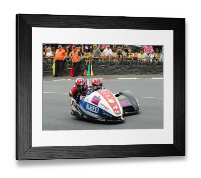 Framed Print : Tim Reeves & Patrick Farrance (DMR Honda) 2016 Sidecar A TT Framed Print : Tim Reeves & Patrick Farrance (DMR Honda) 2016 Sidecar A TT