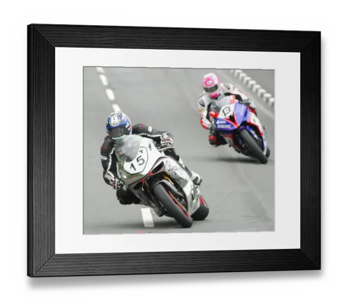 Framed Print : David Johnson (Norton) 2016 Superbike TT Framed Print : David Johnson (Norton) 2016 Superbike TT