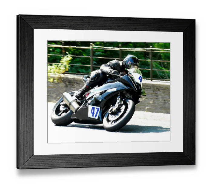 Framed Print : Mark Parrett (Yamaha) Supersport 1 TT Framed Print : Mark Parrett (Yamaha) Supersport 1 TT