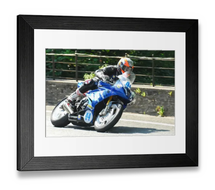 Framed Print : David Sellers (Triumph) Supersport 1 TT Framed Print : David Sellers (Triumph) Supersport 1 TT