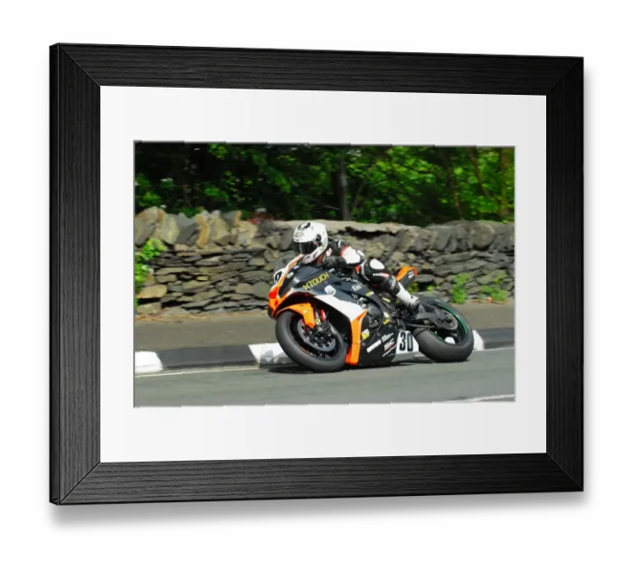 Framed Print : Stefano Bonetti (Kawasaki) 2016 Superbike TT Framed Print : Stefano Bonetti (Kawasaki) 2016 Superbike TT