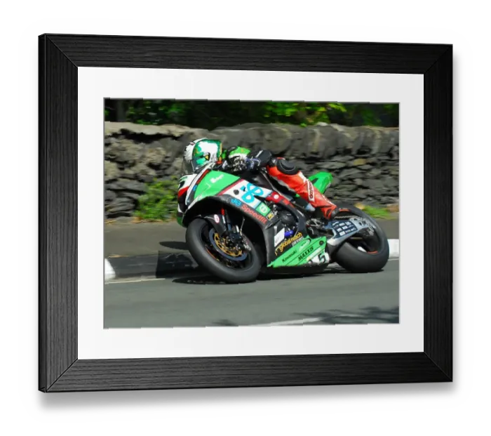 Framed Print : Peter Hickman (Kawasaki) 2016 Superbike TT Framed Print : Peter Hickman (Kawasaki) 2016 Superbike TT