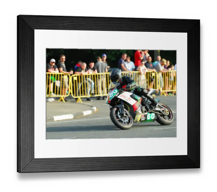 Framed Print : Rob Livesey (Kawasaki) 2016 Lightweight TT Framed Print : Rob Livesey (Kawasaki) 2016 Lightweight TT