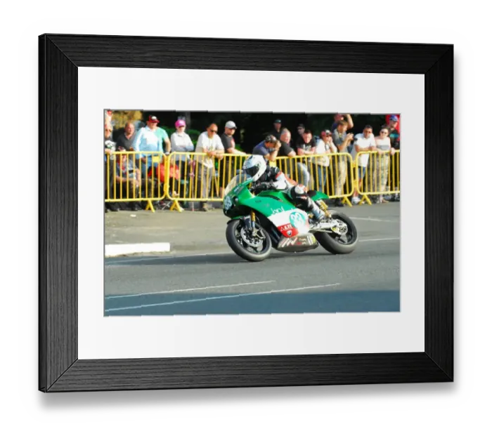 Framed Print : Stefano Bonetti (Paton) 2016 Lightweight TT Framed Print : Stefano Bonetti (Paton) 2016 Lightweight TT