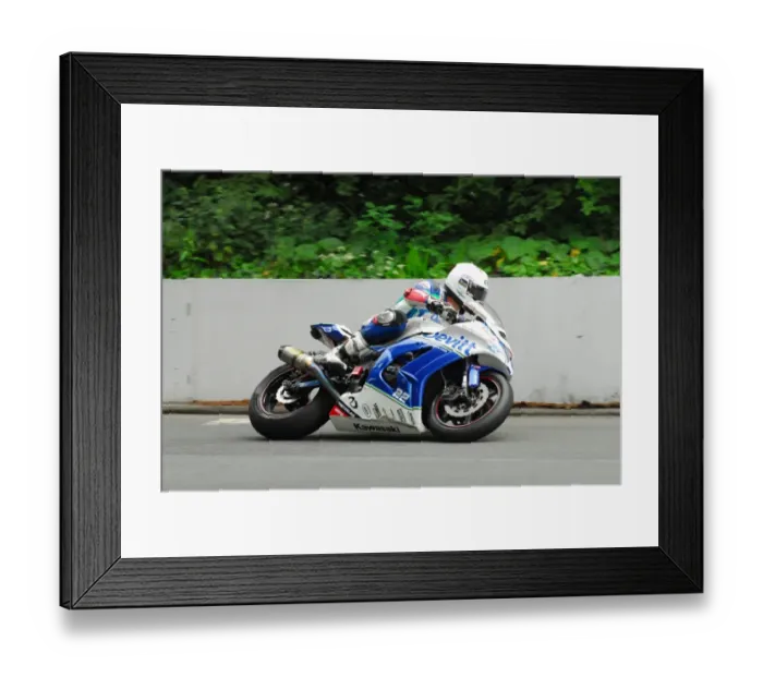 Framed Print : Ivan Lintin (Kawasaki) 2016 Senior TT Framed Print : Ivan Lintin (Kawasaki) 2016 Senior TT