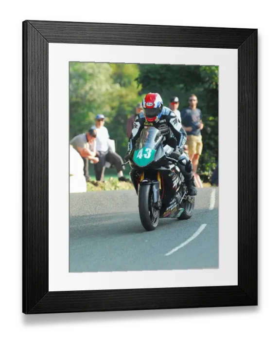 Framed Print : Dave Madsen-Mygdal (Kawasaki) 2016 Lightweight TT Framed Print : Dave Madsen-Mygdal (Kawasaki) 2016 Lightweight TT