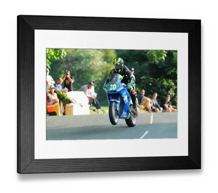 Framed Print : Bjorn Gunnarsson (Kawasaki) 2016 Lightweight TT Framed Print : Bjorn Gunnarsson (Kawasaki) 2016 Lightweight TT