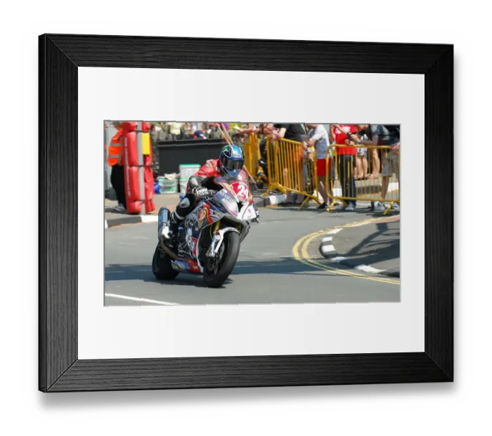 Framed Print : Sam West (BMW) 2016 Supersport TT Framed Print : Sam West (BMW) 2016 Supersport TT