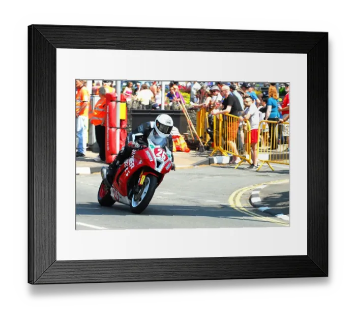Framed Print : Ryan Kneen (Kawasaki) 2016 Superstock TT Framed Print : Ryan Kneen (Kawasaki) 2016 Superstock TT