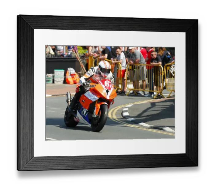 Framed Print : David Hewson (BMW) 2016 Supersport TT