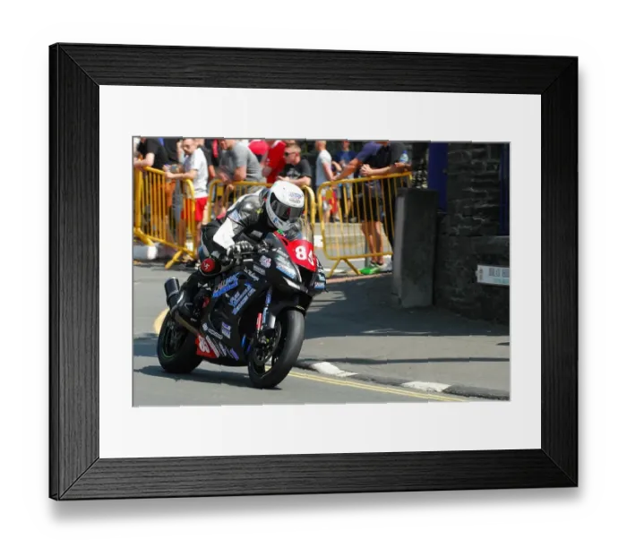 Framed Print : Craig Neve (Kawasaki) 2016 Supersport TT Framed Print : Craig Neve (Kawasaki) 2016 Supersport TT