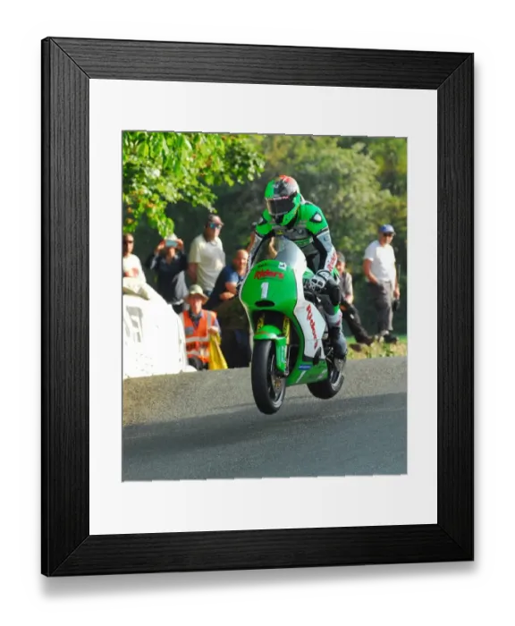 Framed Print : Martin Jessopp (Kawasaki) 2016 Lightweight TT Framed Print : Martin Jessopp (Kawasaki) 2016 Lightweight TT