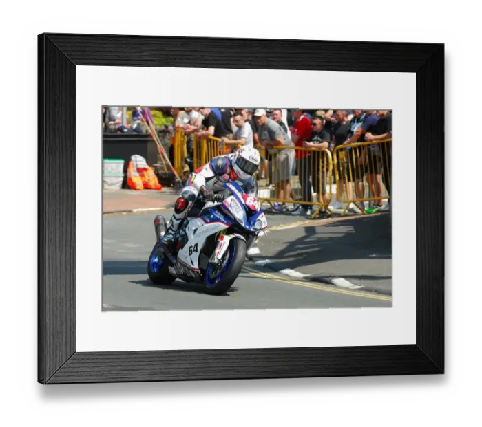 Framed Print : Danny Webb (BMW) 2016 Supersport TT Framed Print : Danny Webb (BMW) 2016 Supersport TT