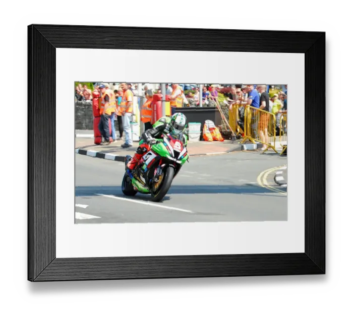 Framed Print : Peter Hickman (Kawasaki) 2016 Superstock TT Framed Print : Peter Hickman (Kawasaki) 2016 Superstock TT