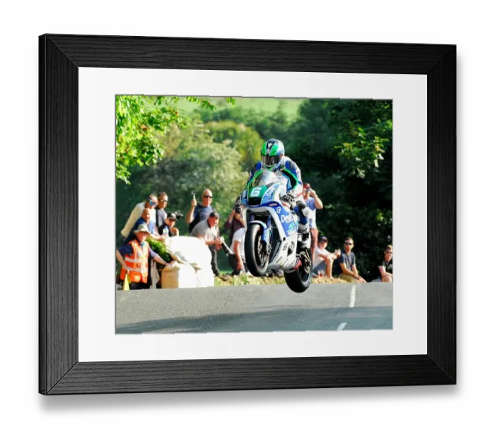 Framed Print : Ivan Lintin (Kawasaki) 2016 Lightweight TT