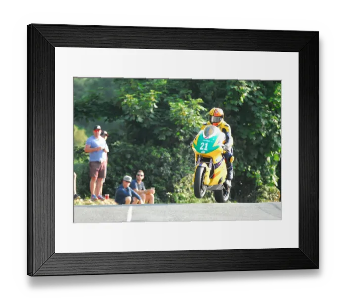 Framed Print : Rob Hodson (Kawasaki) 2016 Lightweight TT Framed Print : Rob Hodson (Kawasaki) 2016 Lightweight TT