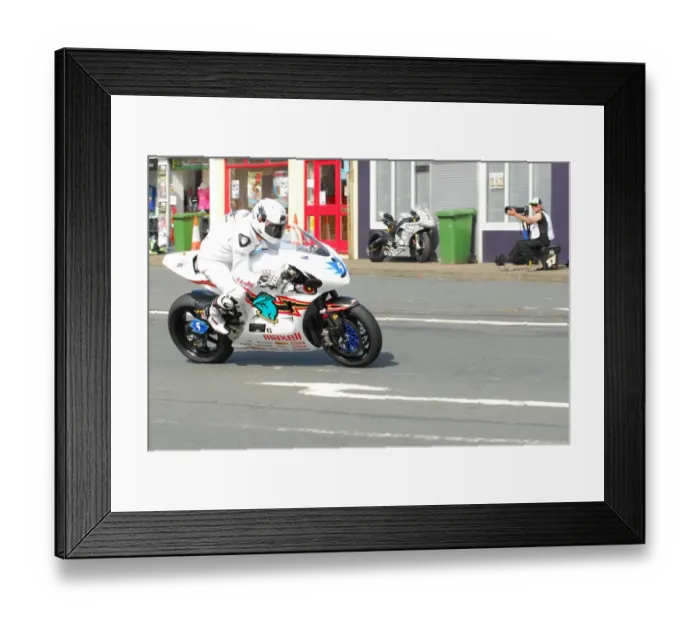 Framed Print : Bruce Anstey (Mugen) 2016 Zero TT Framed Print : Bruce Anstey (Mugen) 2016 Zero TT