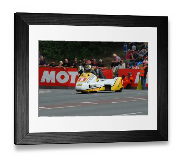 Framed Print : Gary Bryan & Jamie Winn (Baker Honda) 2016 Sidecar 2 TT Framed Print : Gary Bryan & Jamie Winn (Baker Honda) 2016 Sidecar 2 TT
