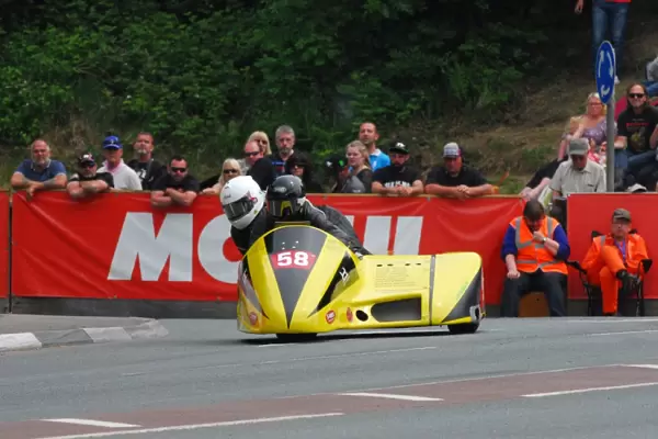 Alistair Hawkins & Ben McBride (Shelbourne) 2016 Sidecar 2 TT