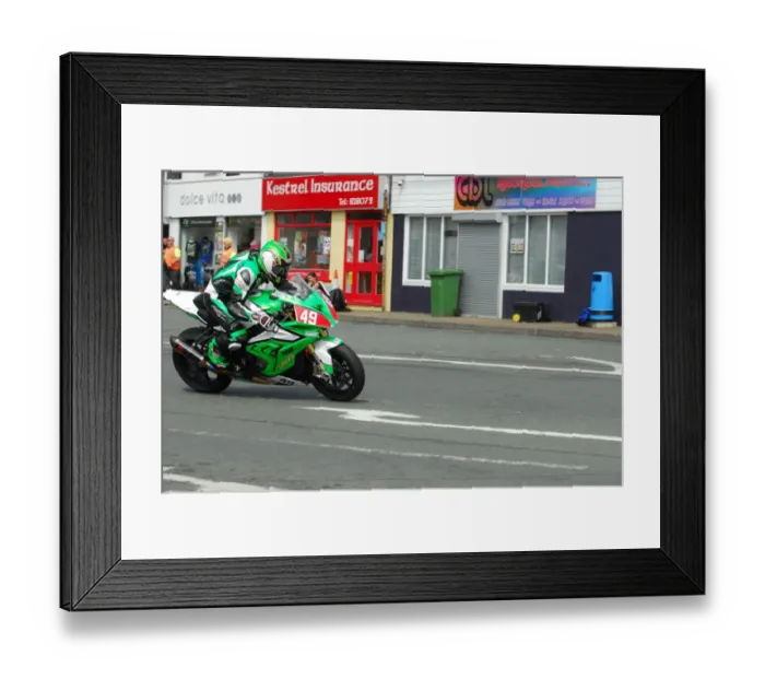 Framed Print : Derek McGee (BMW) 2016 Senior TT Framed Print : Derek McGee (BMW) 2016 Senior TT