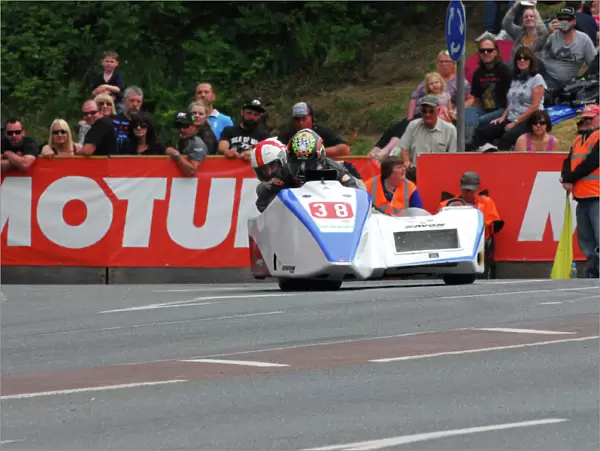 Pete Nuttall & Neil Wheatley (Ireson Suzuki) 2016 Sidecar 2 TT