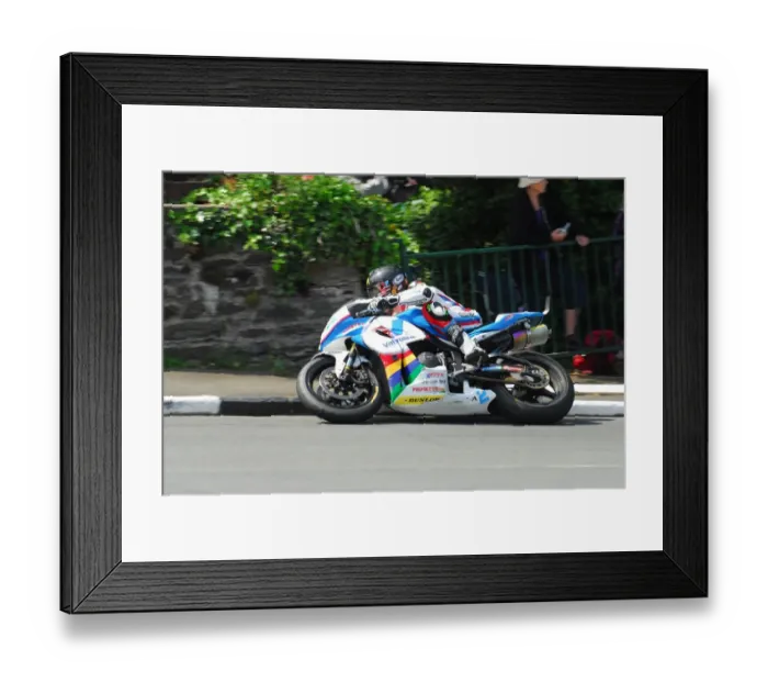 Framed Print : Bruce Anstey (Honda) 2016 Supersport 2 TT Framed Print : Bruce Anstey (Honda) 2016 Supersport 2 TT