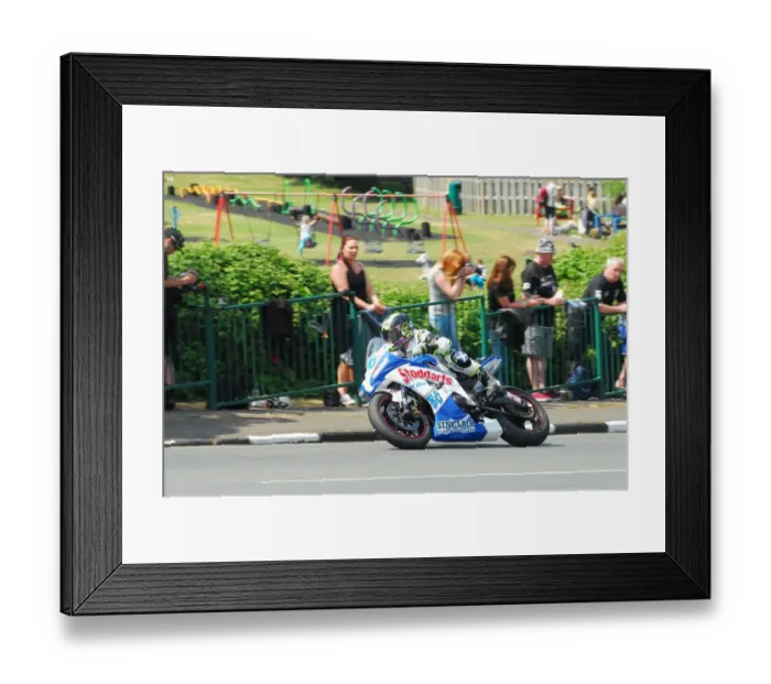 Framed Print : Robert Wilson (Yamaha) 2016 Supersport 2 TT Framed Print : Robert Wilson (Yamaha) 2016 Supersport 2 TT
