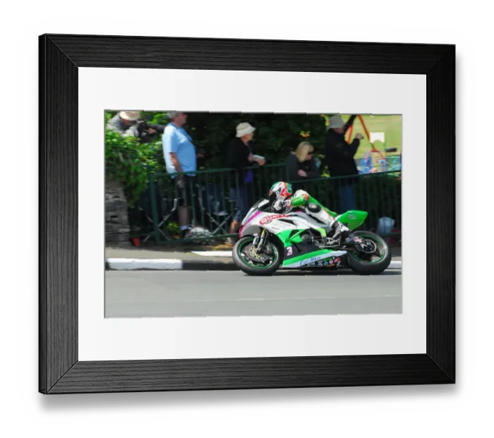 Framed Print : James Hillier (Kawasaki) 2016 Supersport 2 TT Framed Print : James Hillier (Kawasaki) 2016 Supersport 2 TT