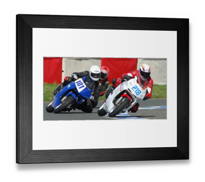 Framed Print : Terry Rigaux (Honda) Eddie Venn (Honda) April; Jurby Framed Print : Terry Rigaux (Honda) Eddie Venn (Honda) April; Jurby