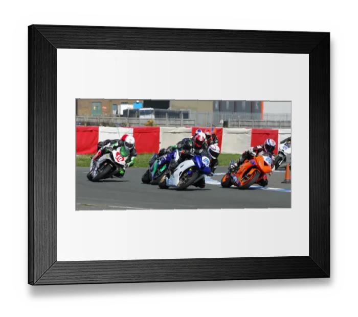 Framed Print : Si Fulton (Kawasaki), David Quine (Yamaha), Andy Fenton (Suzuki); April; Jurby Framed Print : Si Fulton (Kawasaki), David Quine (Yamaha), Andy Fenton (Suzuki); April; Jurby