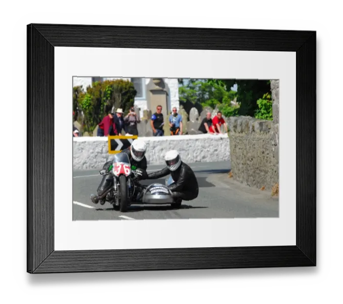Framed Print : Anja Brs & Diana Bouman (Triumph) 2016 Pre TT Classic Framed Print : Anja Brs & Diana Bouman (Triumph) 2016 Pre TT Classic