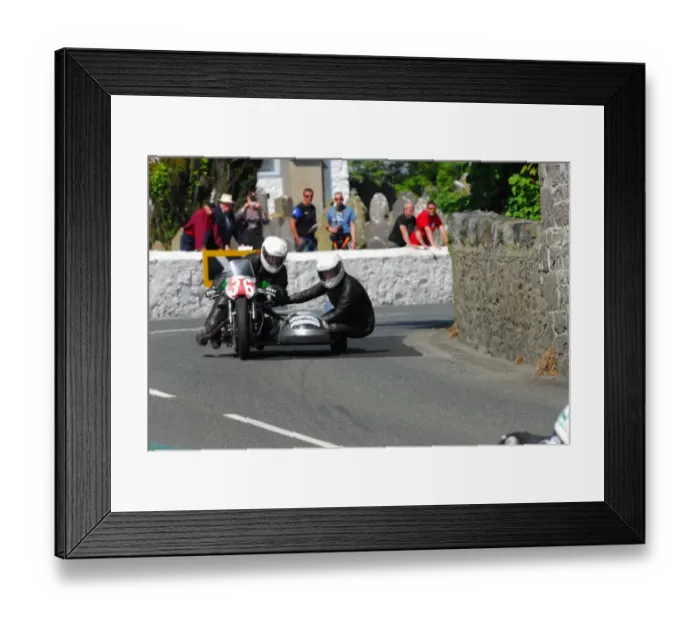 Framed Print : Anja Brs & Diana Bouman (Triumph) 2016 Pre TT Classic Framed Print : Anja Brs & Diana Bouman (Triumph) 2016 Pre TT Classic