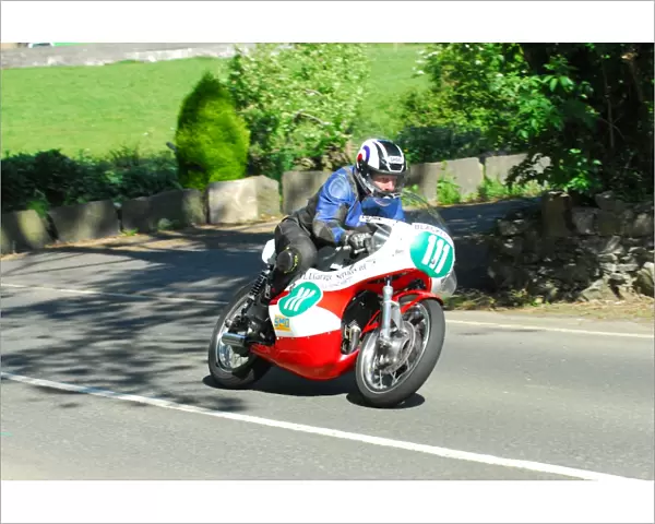 Dave Edwards (Yamaha) 2016 Pre TT Classic
