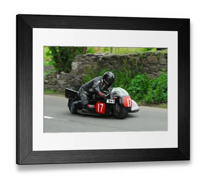 Framed Print : Nigel Smith & Chris McGahan (BSA) 2015 Pre TT Classic Framed Print : Nigel Smith & Chris McGahan (BSA) 2015 Pre TT Classic