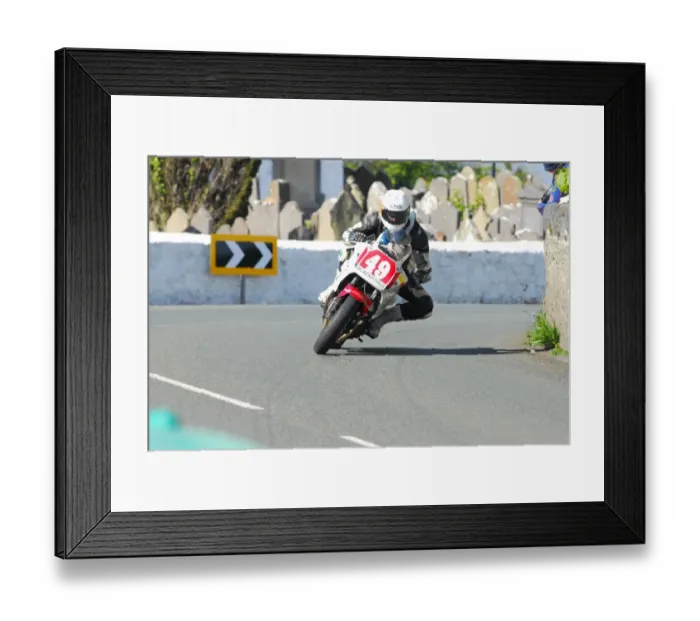 Framed Print : Billy Cummins (Yamaha) 2015 Pre TT Classic Framed Print : Billy Cummins (Yamaha) 2015 Pre TT Classic