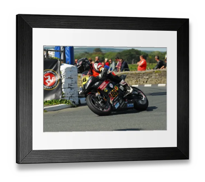 Framed Print : Stefan Wauter (Yamaha) 2015 Southern 100 Framed Print : Stefan Wauter (Yamaha) 2015 Southern 100