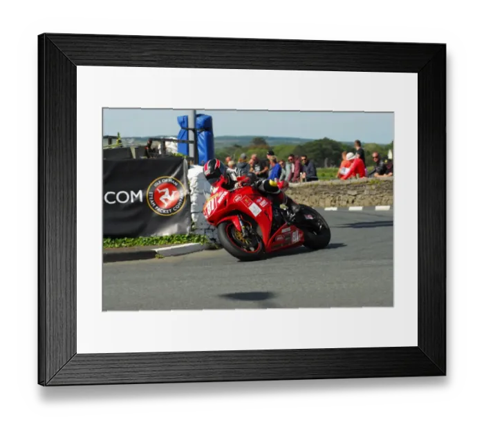 Framed Print : Neil Watson (Honda) 2015 Southern 100 Framed Print : Neil Watson (Honda) 2015 Southern 100