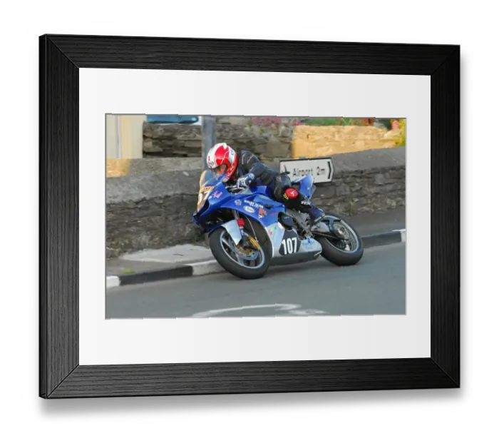 Framed Print : Dave Corlett (Kawasaki) 2015 Southern 100 Framed Print : Dave Corlett (Kawasaki) 2015 Southern 100