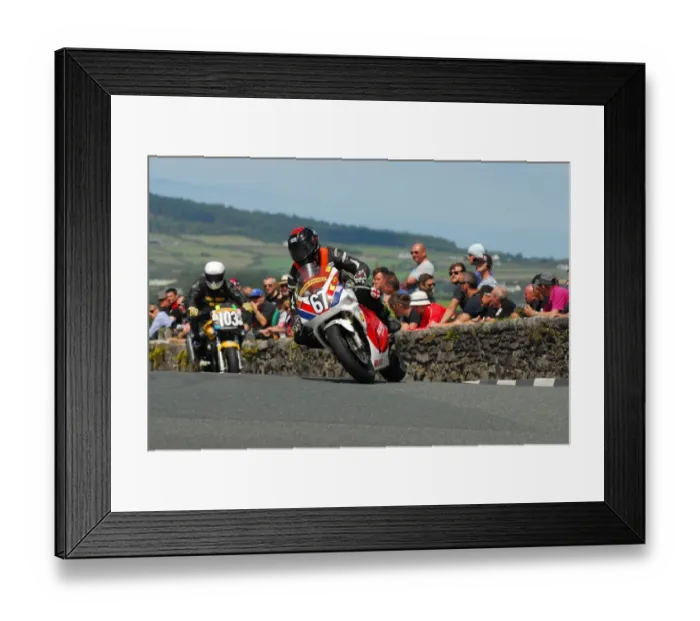 Framed Print : Gavin Brown (Honda) 2015 Southern 100