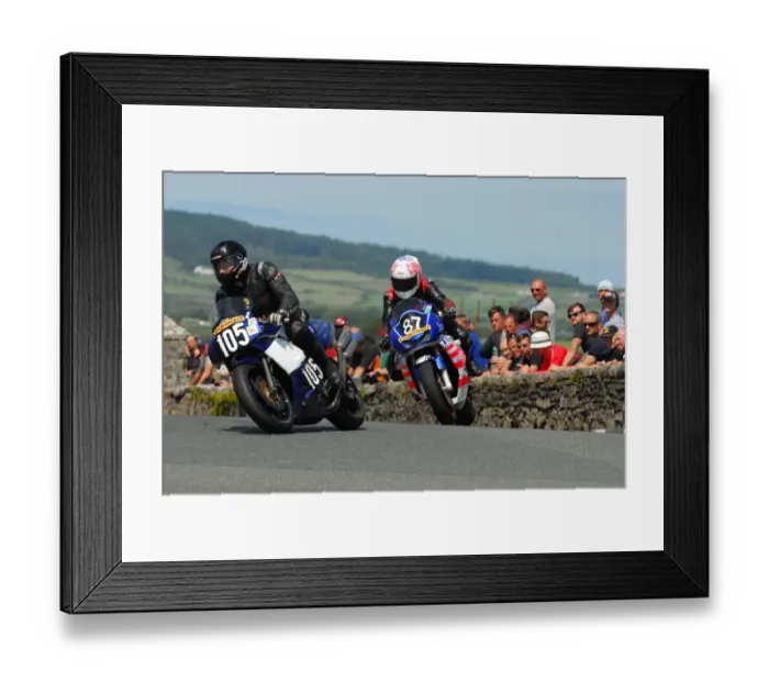 Framed Print : Bob Simmons (Honda) and Yvonne Montgomery (Kawasaki) 2015 Southern 100 Framed Print : Bob Simmons (Honda) and Yvonne Montgomery (Kawasaki) 2015 Southern 100