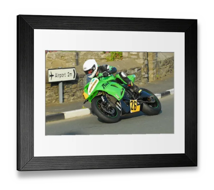 Framed Print : Adrian Kershaw (Kawasaki) 2015 Southern 100 Framed Print : Adrian Kershaw (Kawasaki) 2015 Southern 100