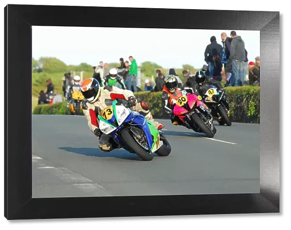 Gaz Evans (Honda) and Jamie Hodson (Yamaha) 2015 Southern 100